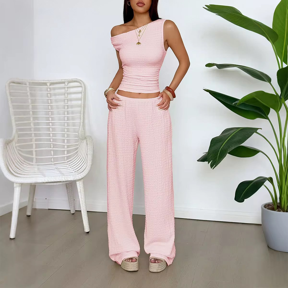 The Off-Duty Lux Set